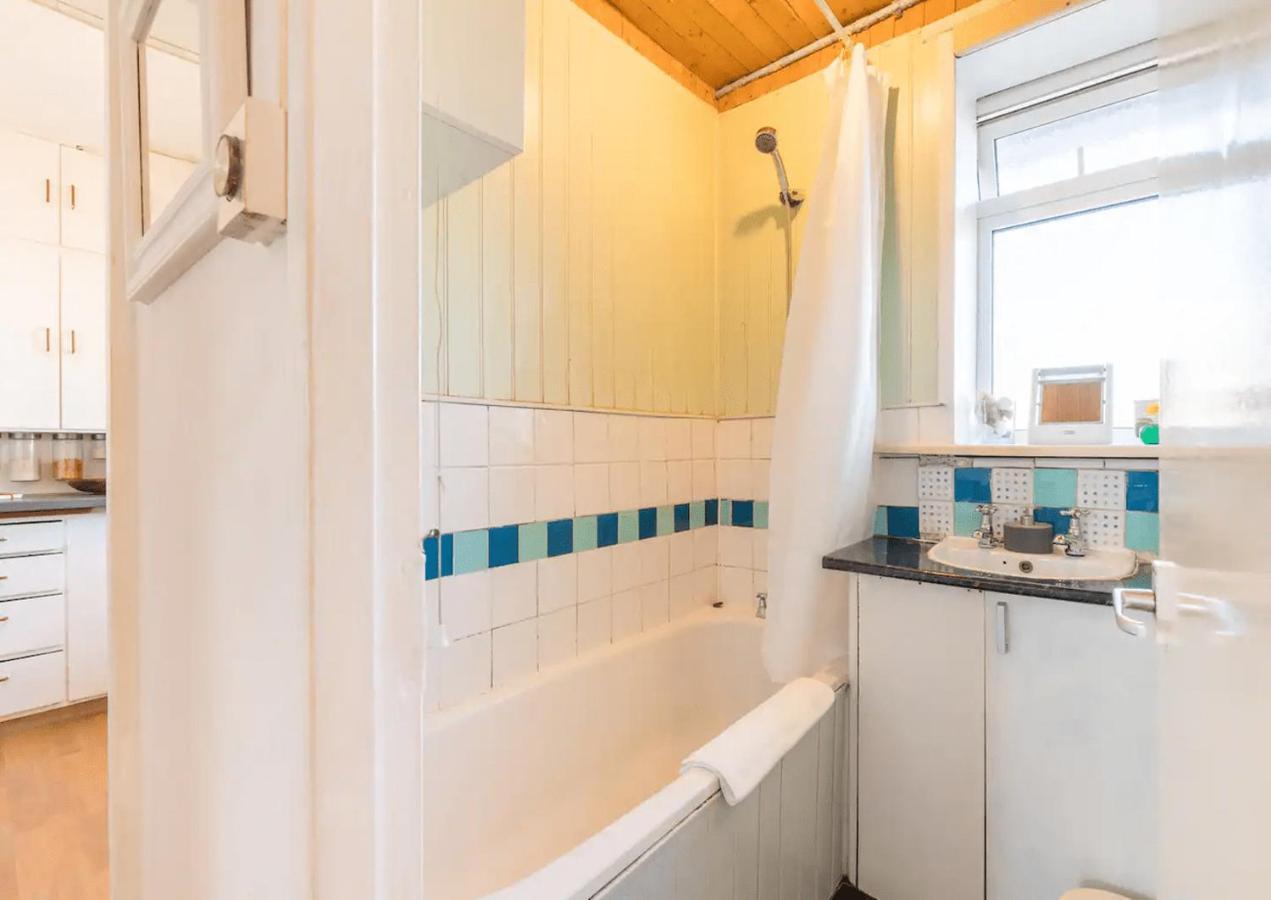 Central London Shared Apartment Exteriör bild